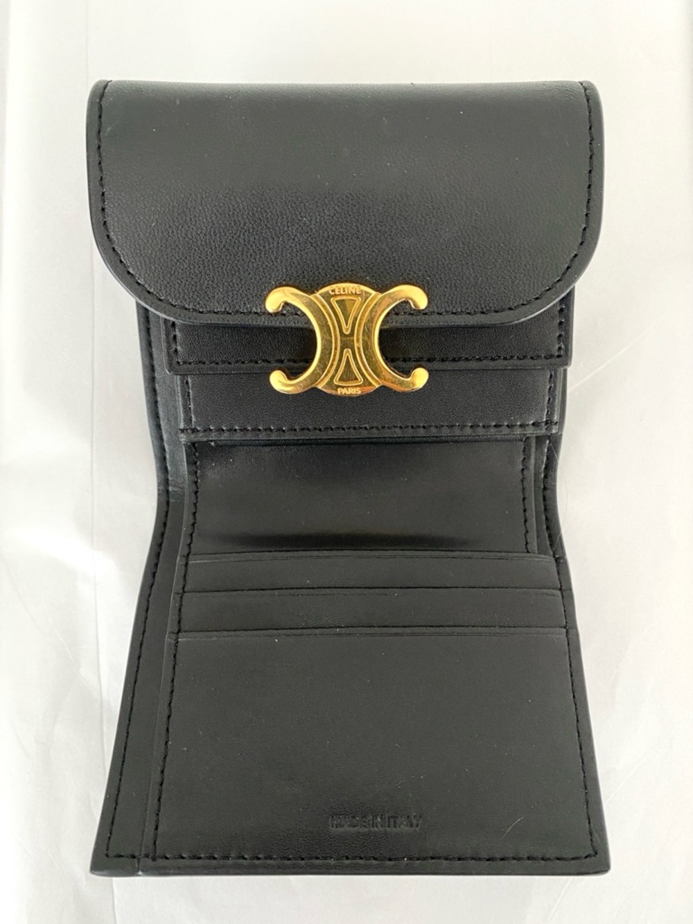 Celine SMALL FLAP WALLET TRIOMPHE IN SHINY CALFSKIN - Picture 9 of 15